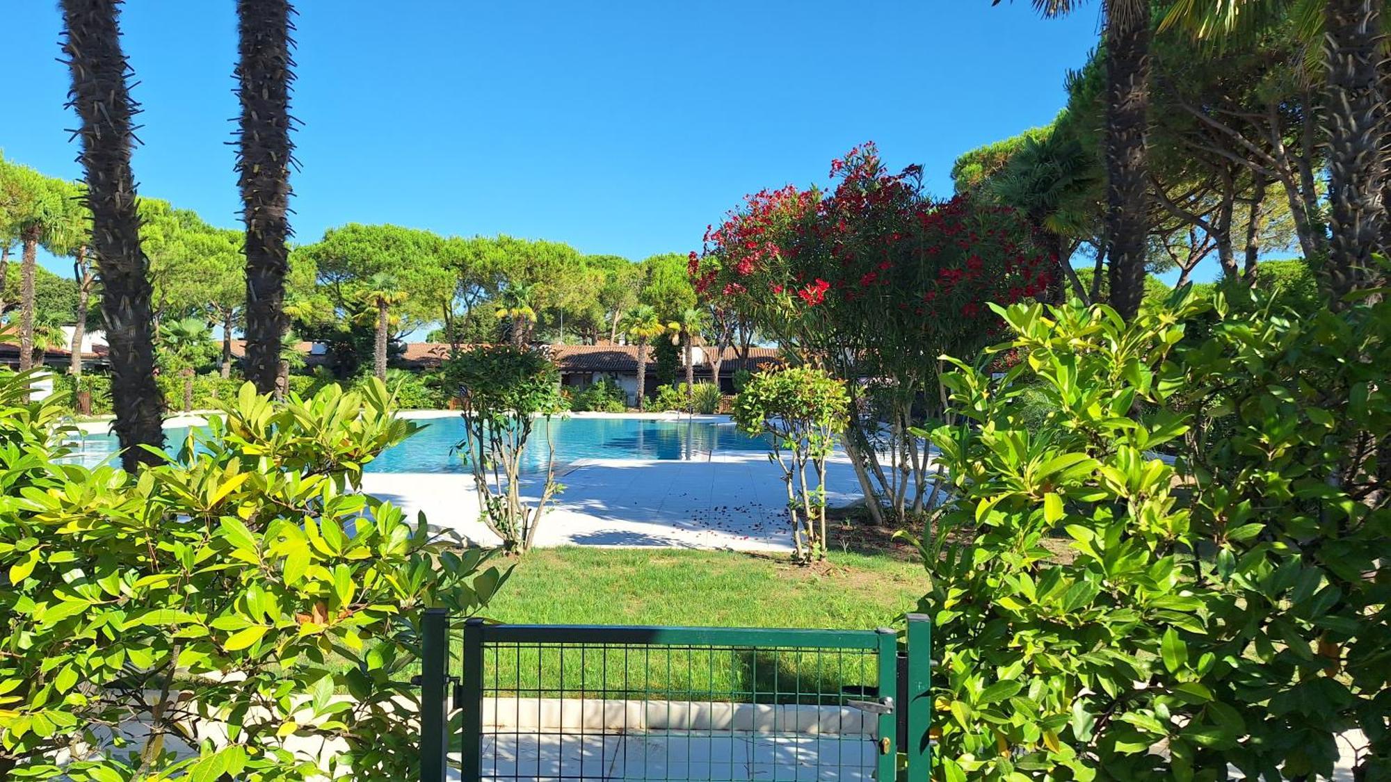 Villetta Corte Grande Aprilia Marittima Exteriér fotografie